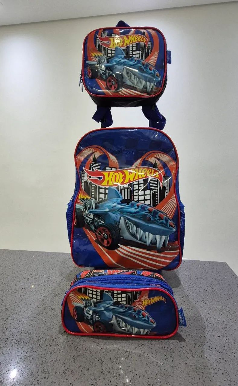 Kit mochila + lancheira e estojo - Foto 3