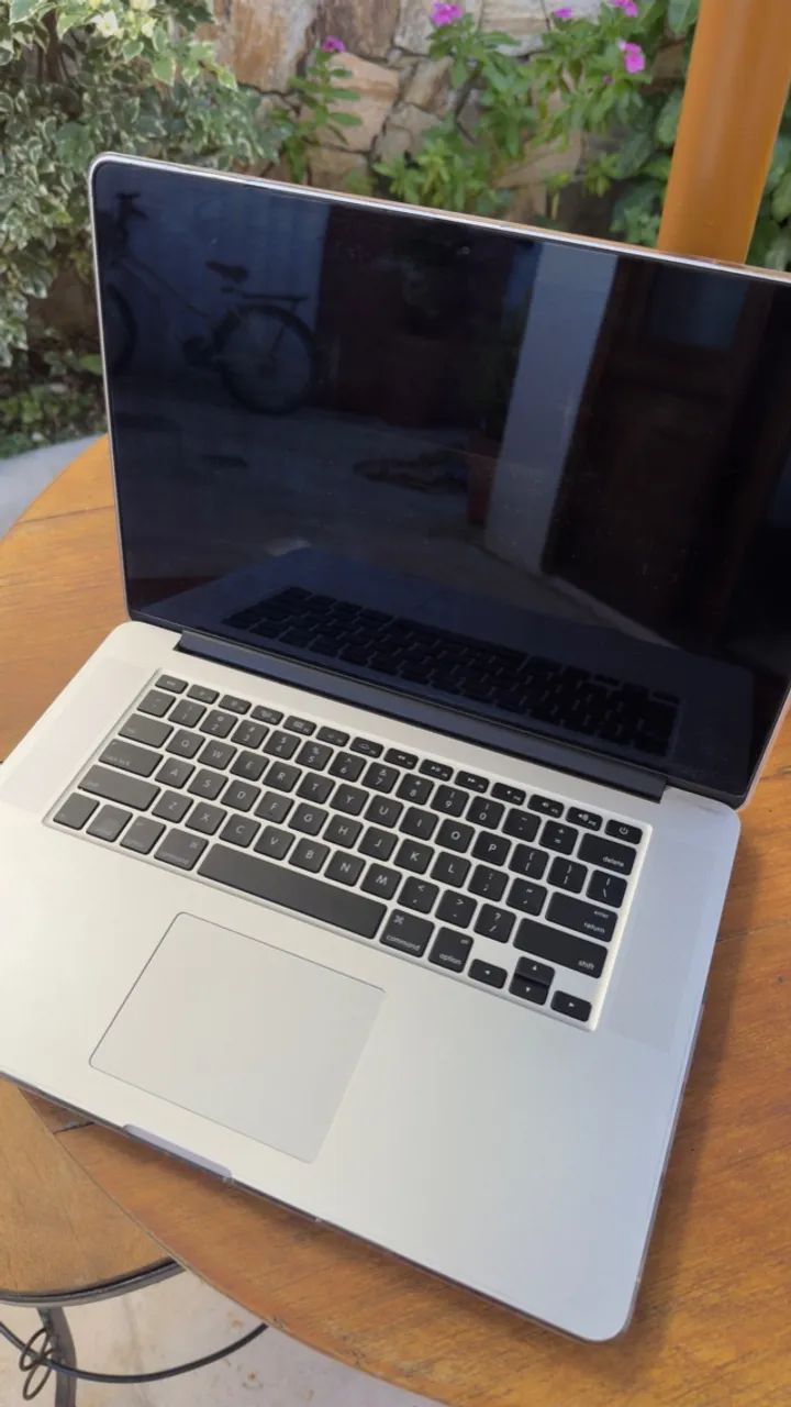 MacBook Pro Retina 15 i7 16GB - Bateria e Teclado Novos