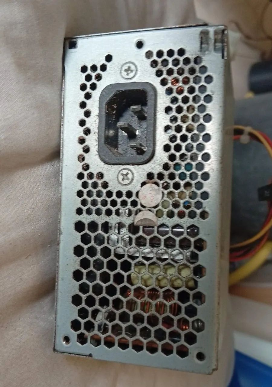 Fonte de alimentação (PSU) para computador - Foto 2