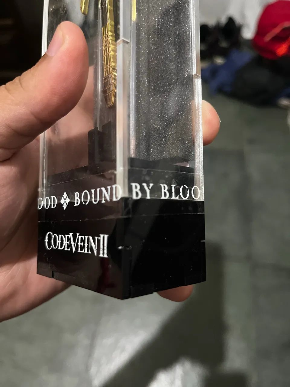 CODE VEIN 2 - colecionável raro  - Foto 5