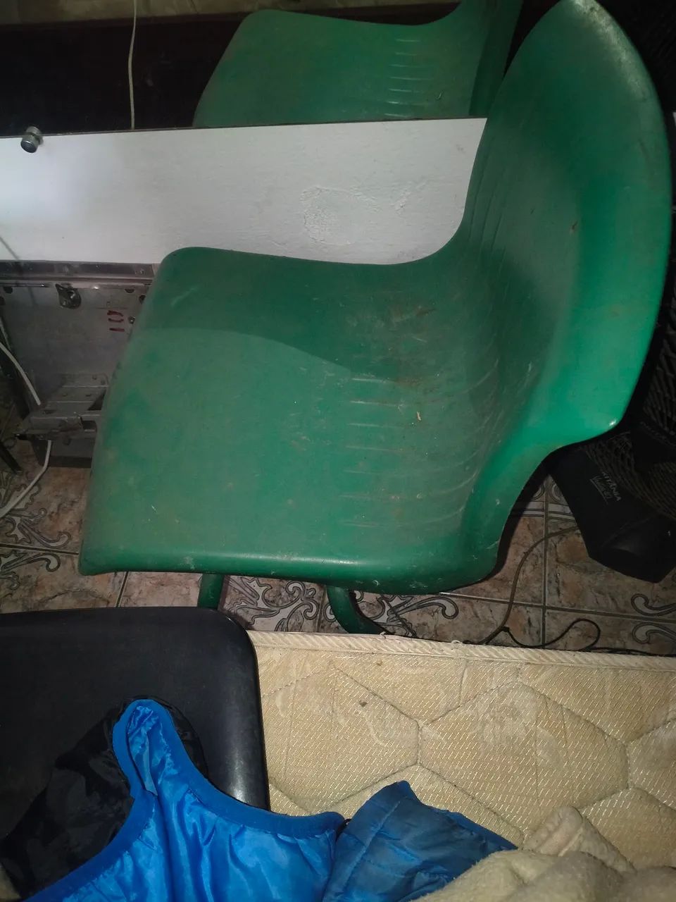 Cadeiras escolares 