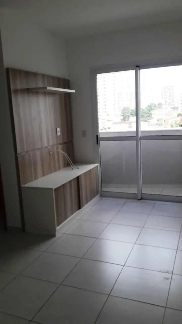 1 DORMITÓRIO PRÓXIMO À USP, COMPLETO EM ARMÁRIOS.