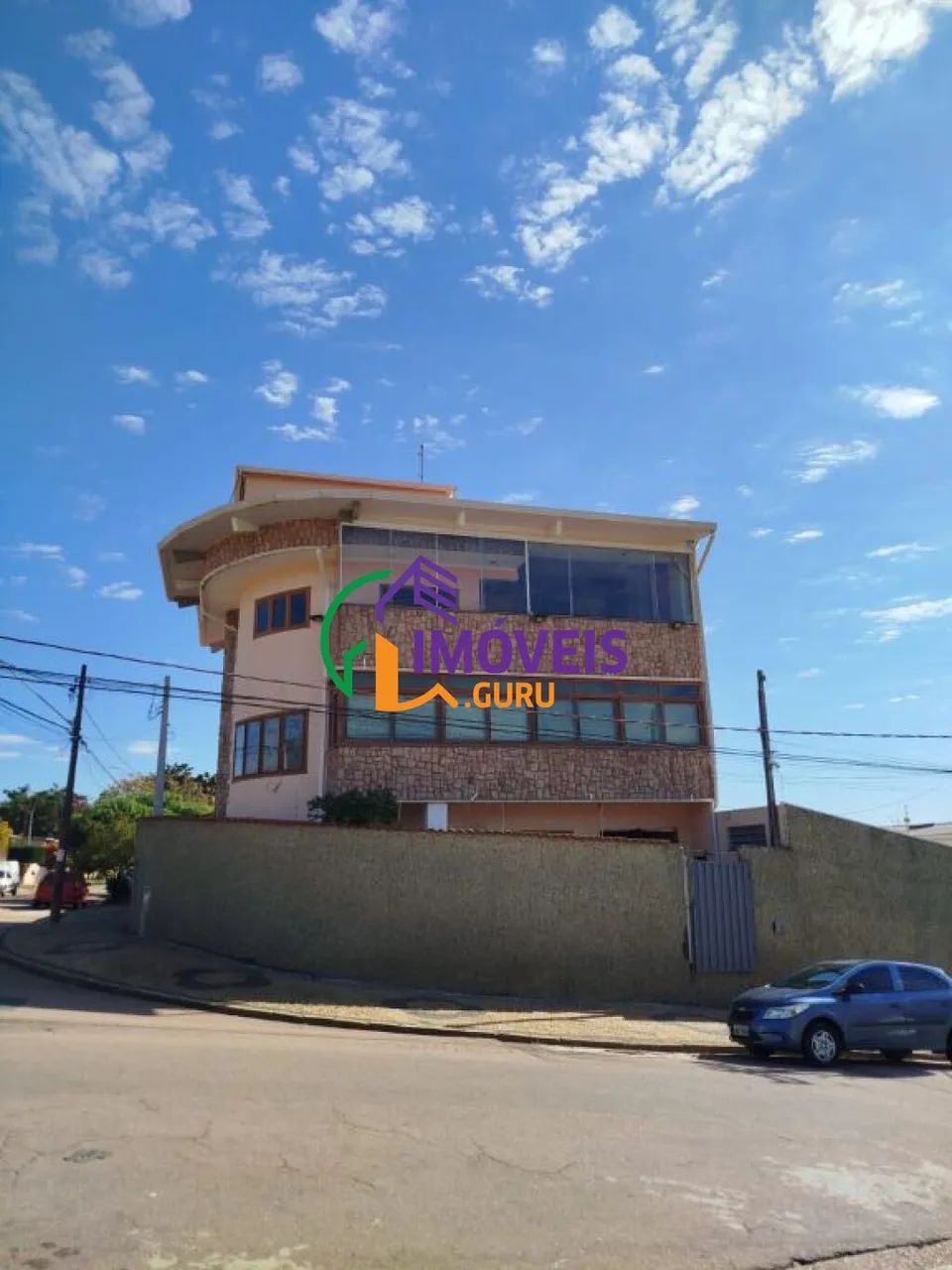 CASA ASSOBRADADA - JARDIM PINHEIROS - SP