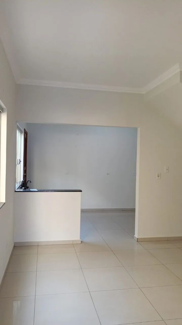 Casa 2 quartos 80m² para alugar em Jardim Aurora - Maringá - PR