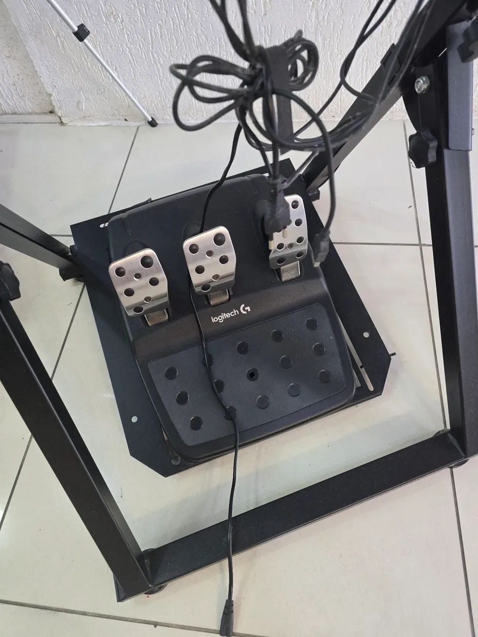 Volante logitech G29 completo com câmbio  - Foto 3
