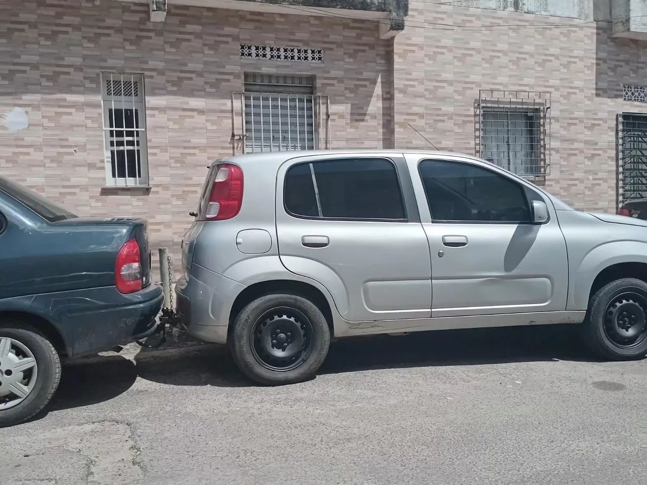 Fiat Uno Vivace 1.0 EVO Fire Flex 8V 3P 2014 - Foto 2