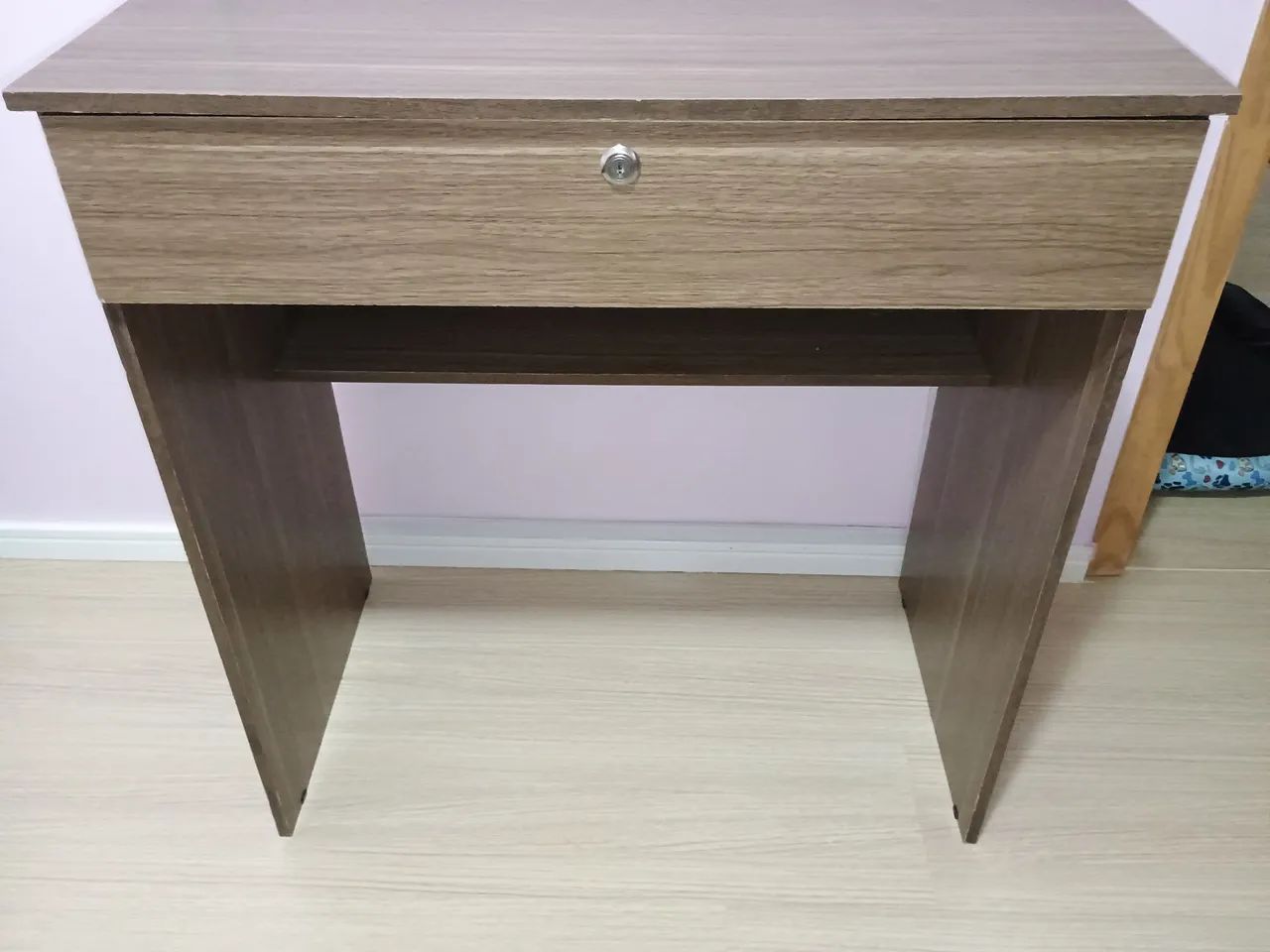 Excellent study desk