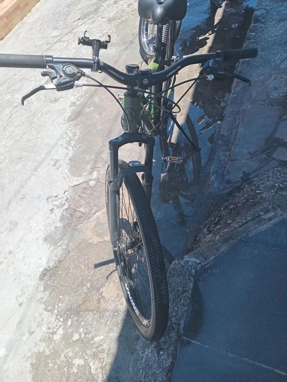 BICICLETA MARCA ABSOLUTE NERO 5 ARO 29