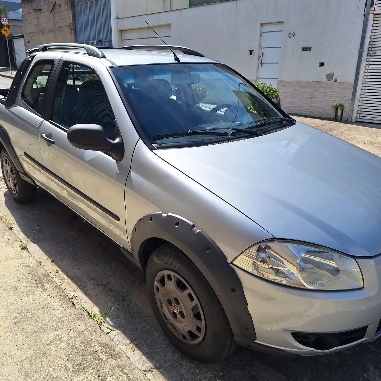 Fiat Strada Working 1.4 MPI Fire Flex 8V CD 2012 - Foto 2