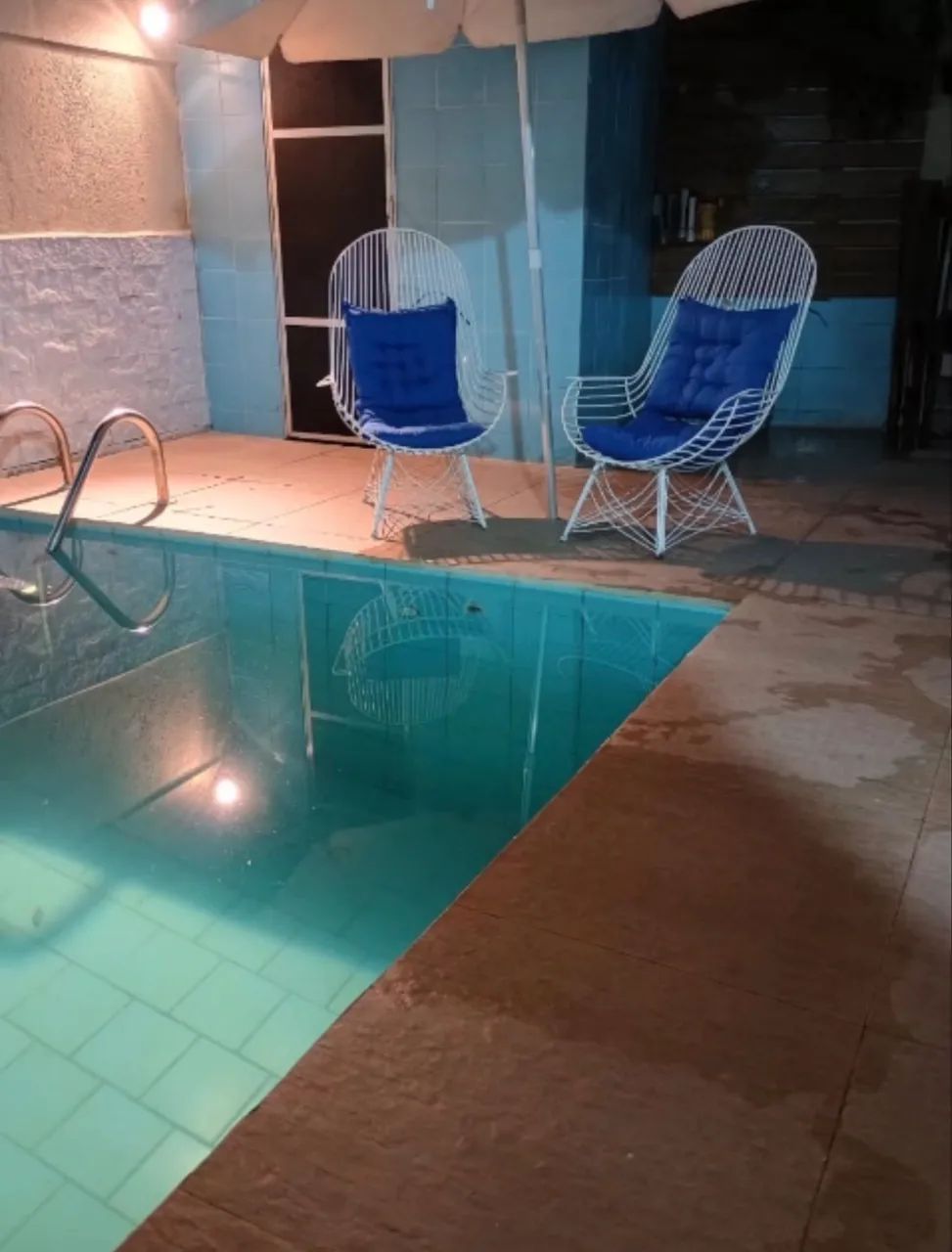 Vendo casa com piscina em bangu  - Foto 2