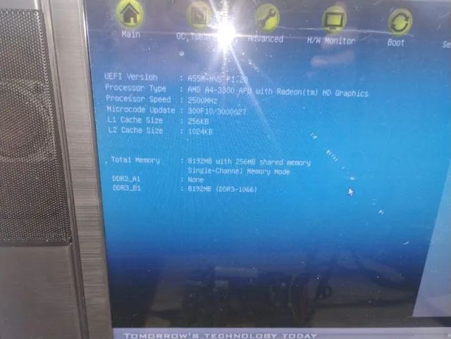 placa mae asrock A55M-HVS com processador AMD- A4 300 - Foto 3
