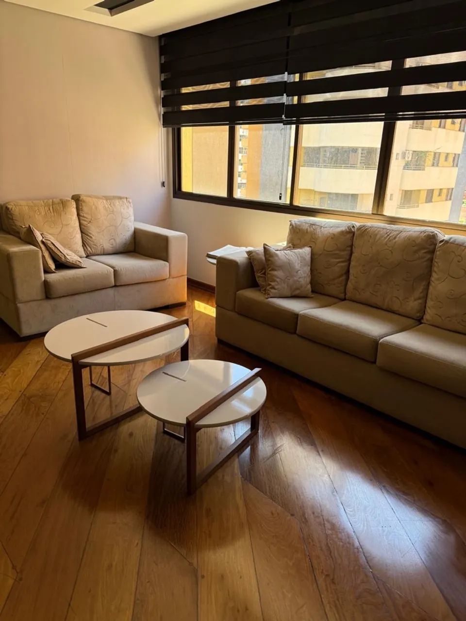 Vende-se sofas e mesinhas  - Foto 2