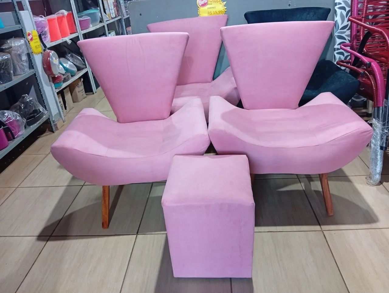 Promoção kit poltrona rosa Suede 3 peças  - Foto 2