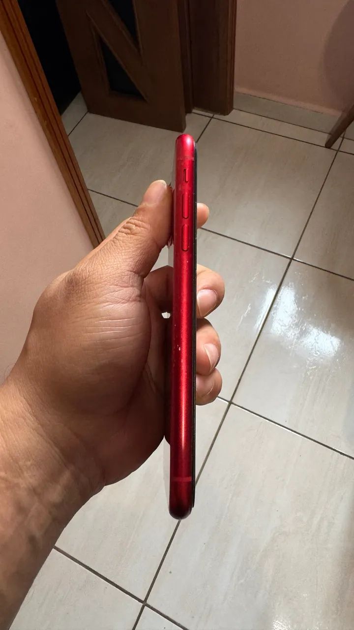 iPhone 11 128GB Red - Foto 5