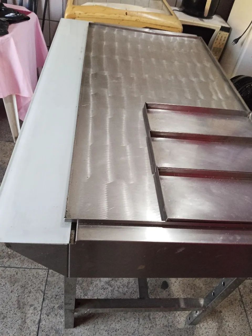 Mesa refrigeradora