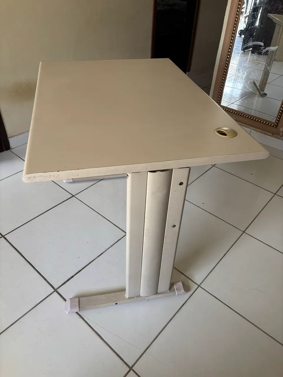 Mesa para computador (casa ou escritório )  - Foto 3
