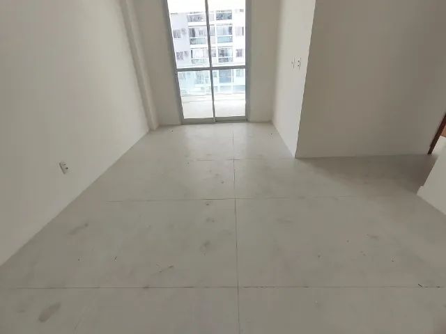 Novinho 3 quartos/suíte 2 vagas garagem  3.500,00 Condominio 360,00 - Foto 2