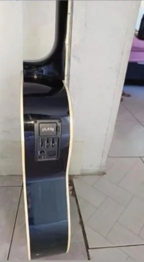 Violão eletroacústico