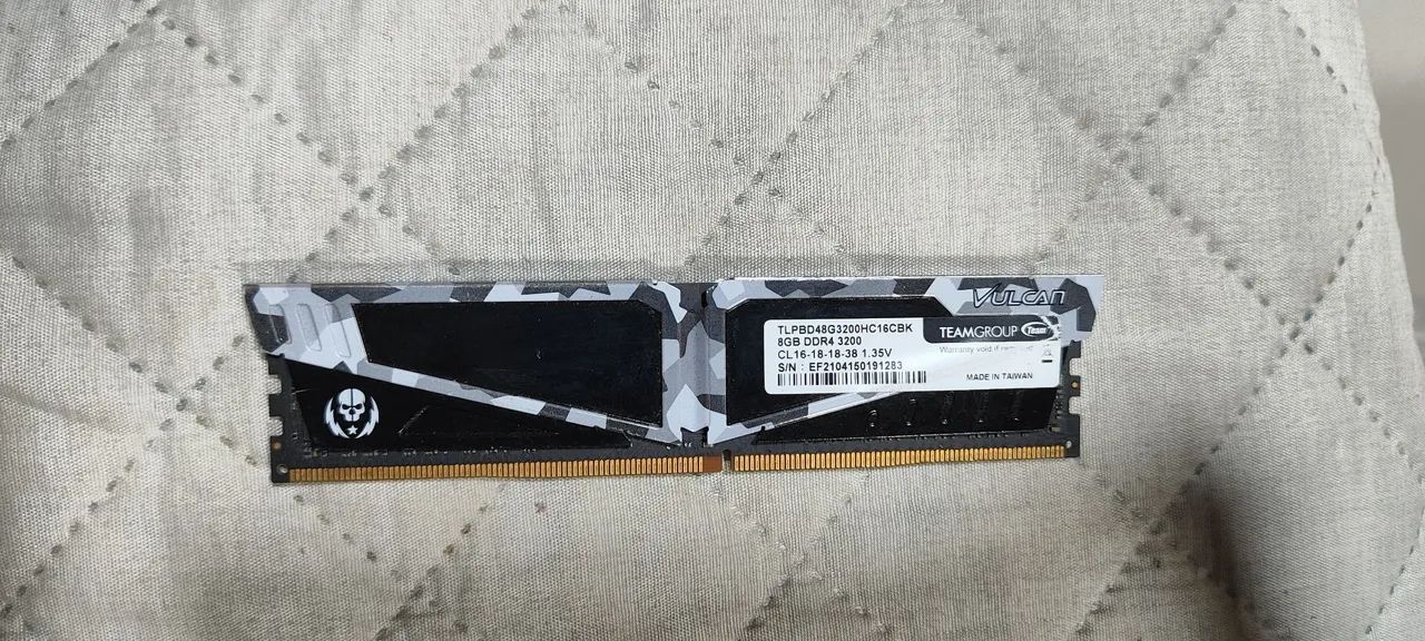 Memória Ram 8GB 3200Mhz 