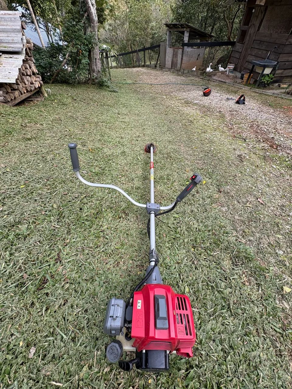 Roçadeira Pouco Usada - Foto 2