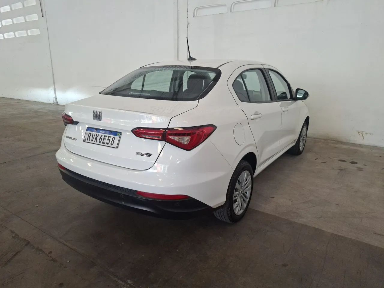 Fiat Cronos Drive 1.3 8V Flex 2025 - Foto 5