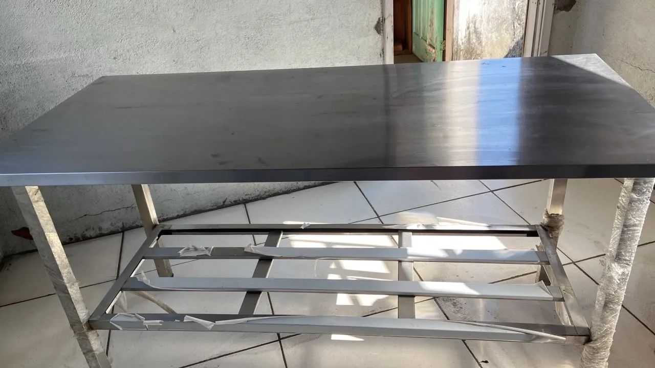Mesa de preparação em inox  - Foto 2