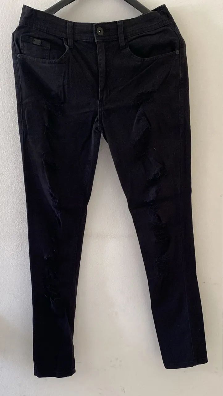 Calça TAM-42/44 sarja com detalhe na frente c/lycra 