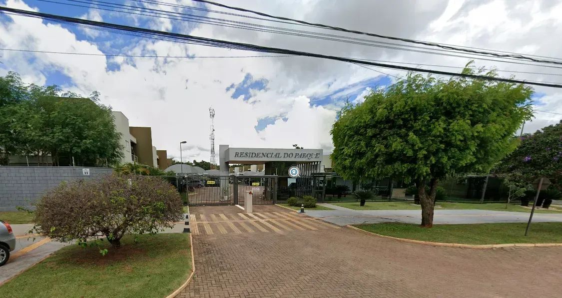 Apartamento semi mobiliado para alugar no Parque dos Poderes