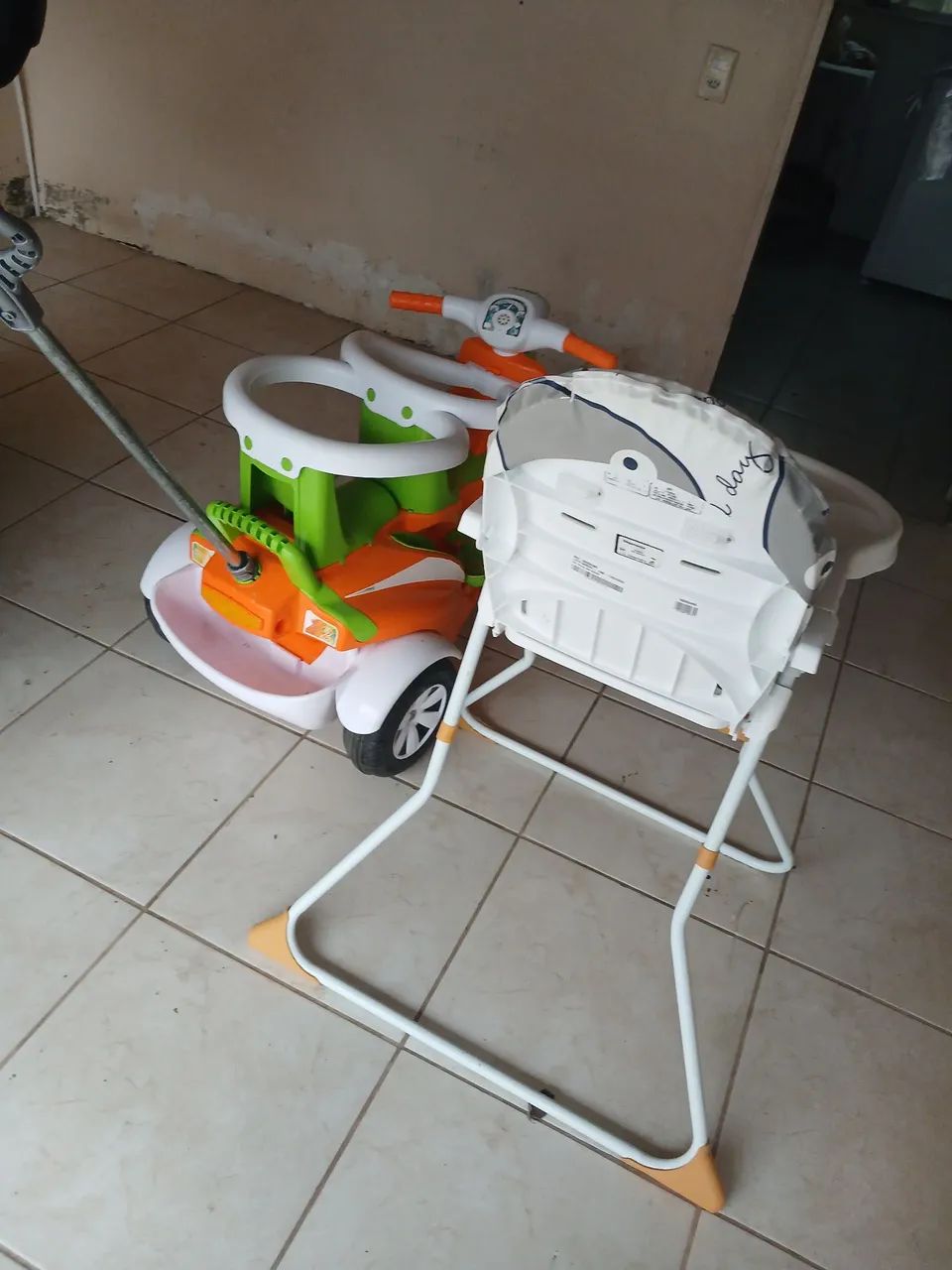 Vende de cadeirinha 