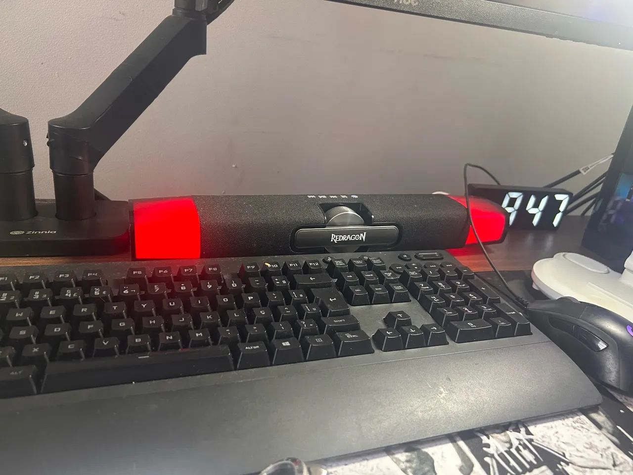 PC GAMER + SETUP COMPLETO | RX 5600 XT | 2 MONITORES | R$ 6.500 - Foto 5