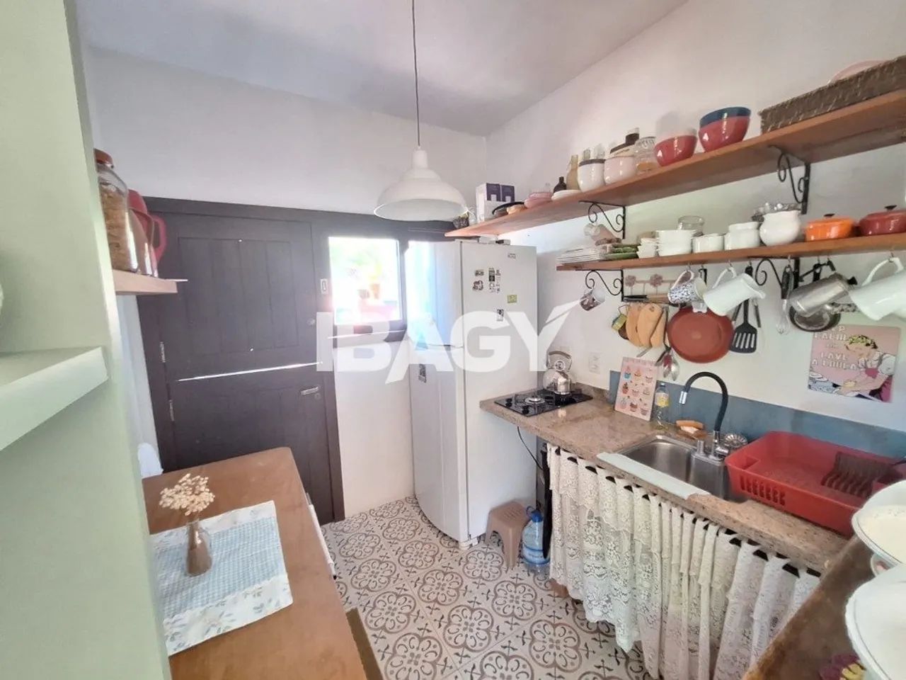 Excelente Casa 4 dormitório(s) em Lagoa da Conceição - Florianópolis - Foto 2
