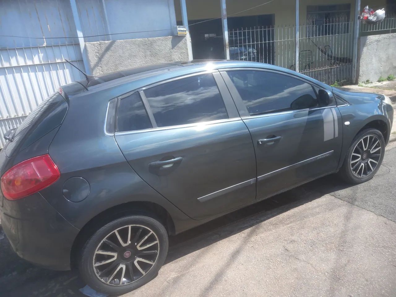 Fiat Bravo Absolute Dualogic 1.8 Flex 16V 5P 2012 2012