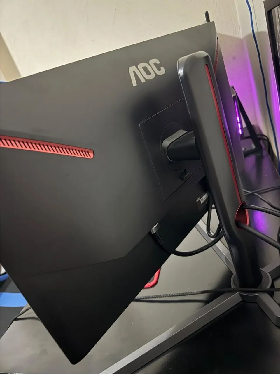 Monitor Gamer AOC 24.5", 240Hz, Full HD, 0.5ms - Foto 4