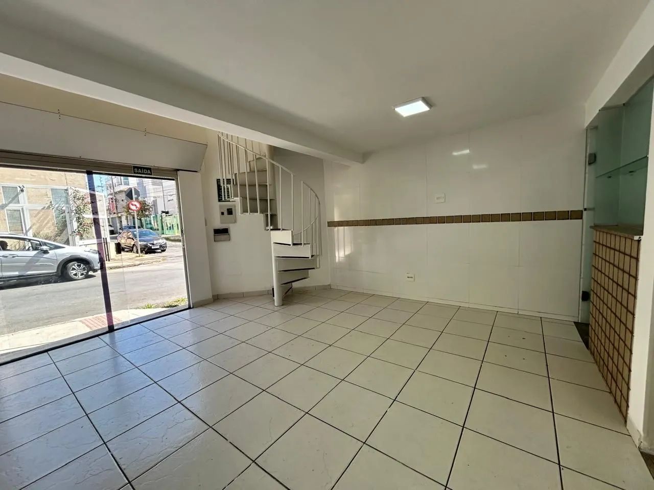 STUDIO/APTO/LOJA - BAIRRO PRADO - ESQUINA - NÍVEL DE RUA - Foto 4