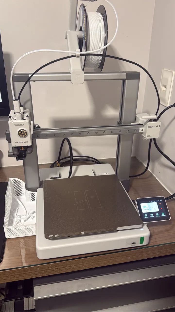 Impressora bambulab a1 nova + bmcu 4 cores + filamento tpu bambu 