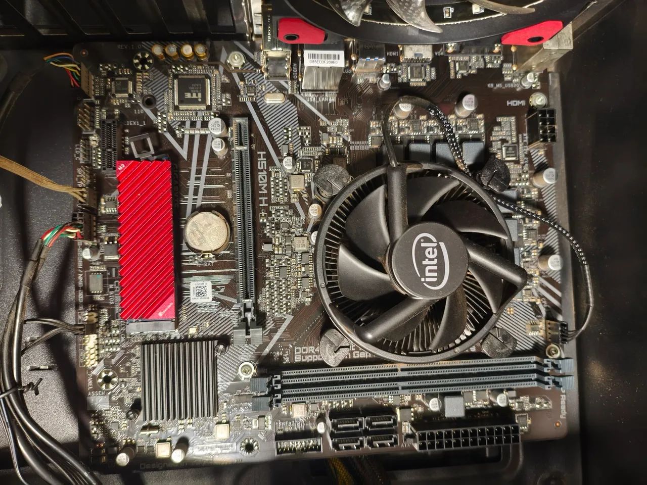 Processador i3 10105f e placa mãe gigabyte H510m