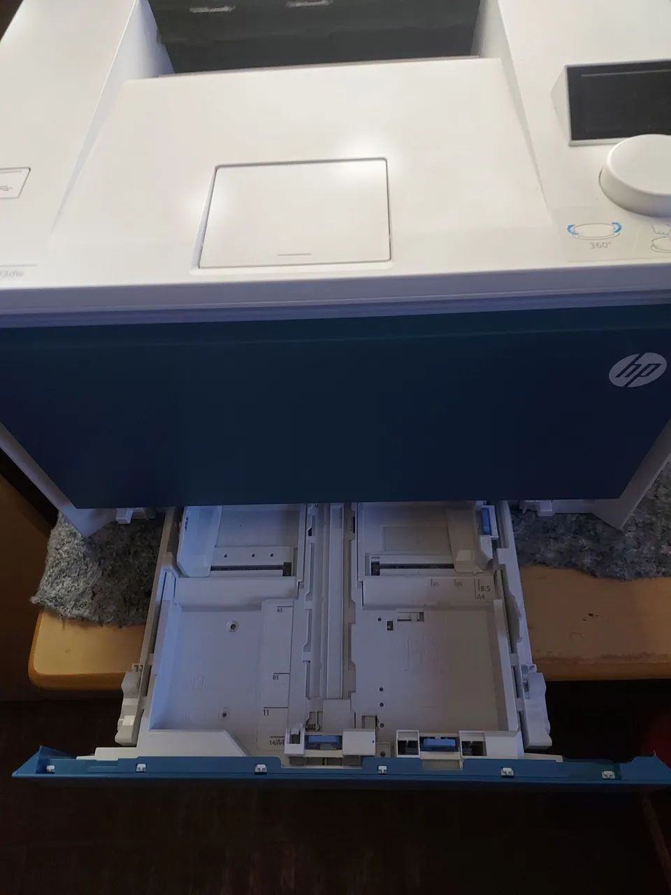 Impressora HP 4203DW laser colorida - Foto 3
