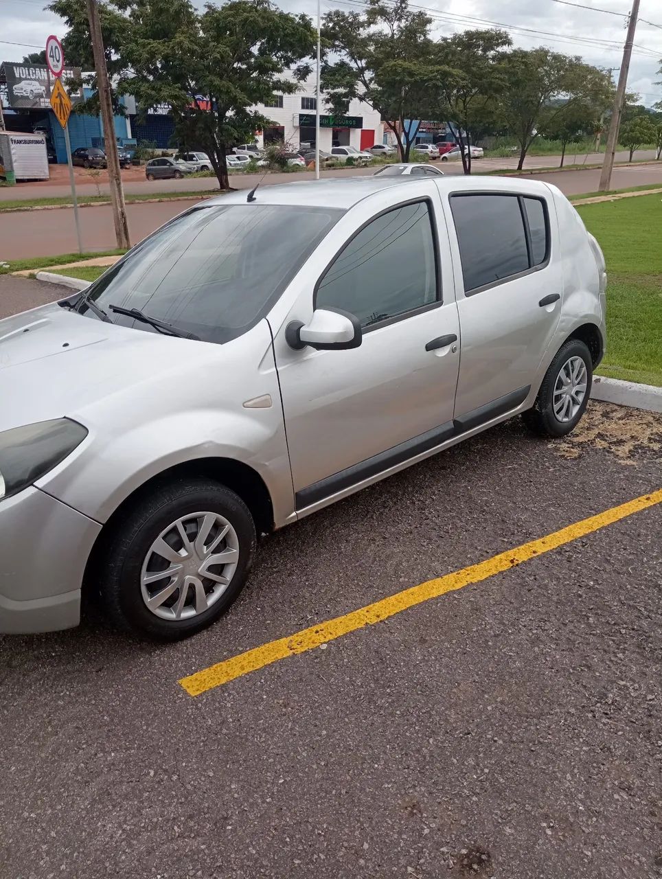 Renault Sandero Expression Hi-flex 1.0 16V 5P 2012 - Foto 2