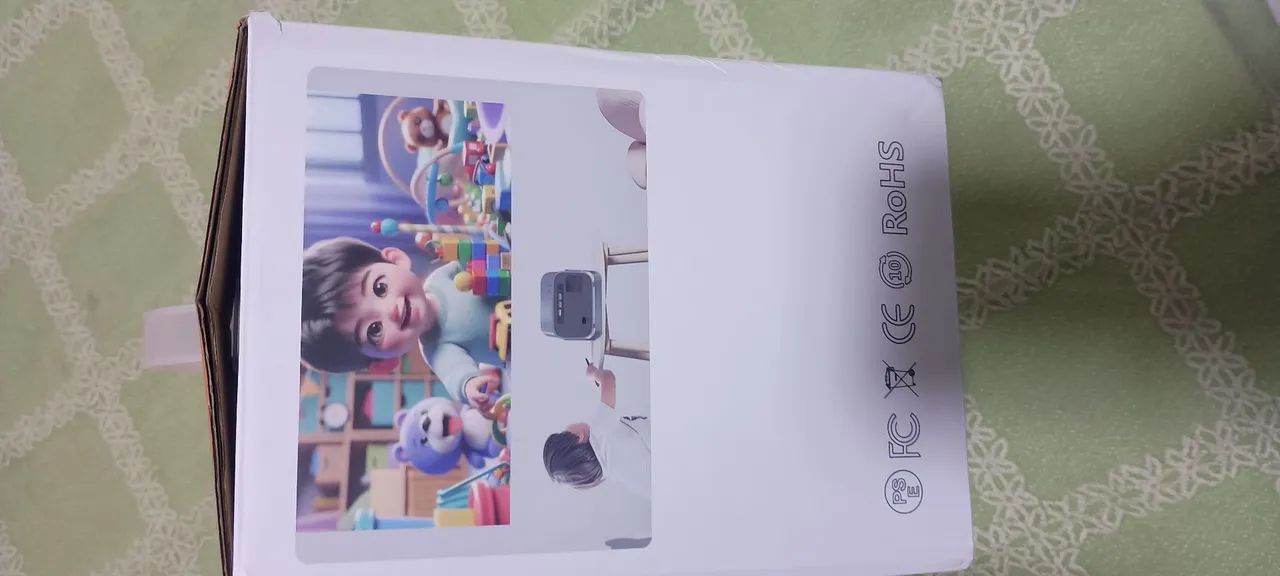 Vendo projetor a10 t15 ful HD lacrado nunca usado  - Foto 4