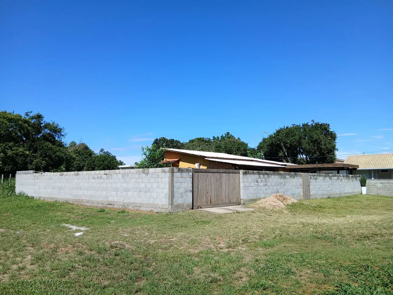 Troco por casa ou apto em imbituba 