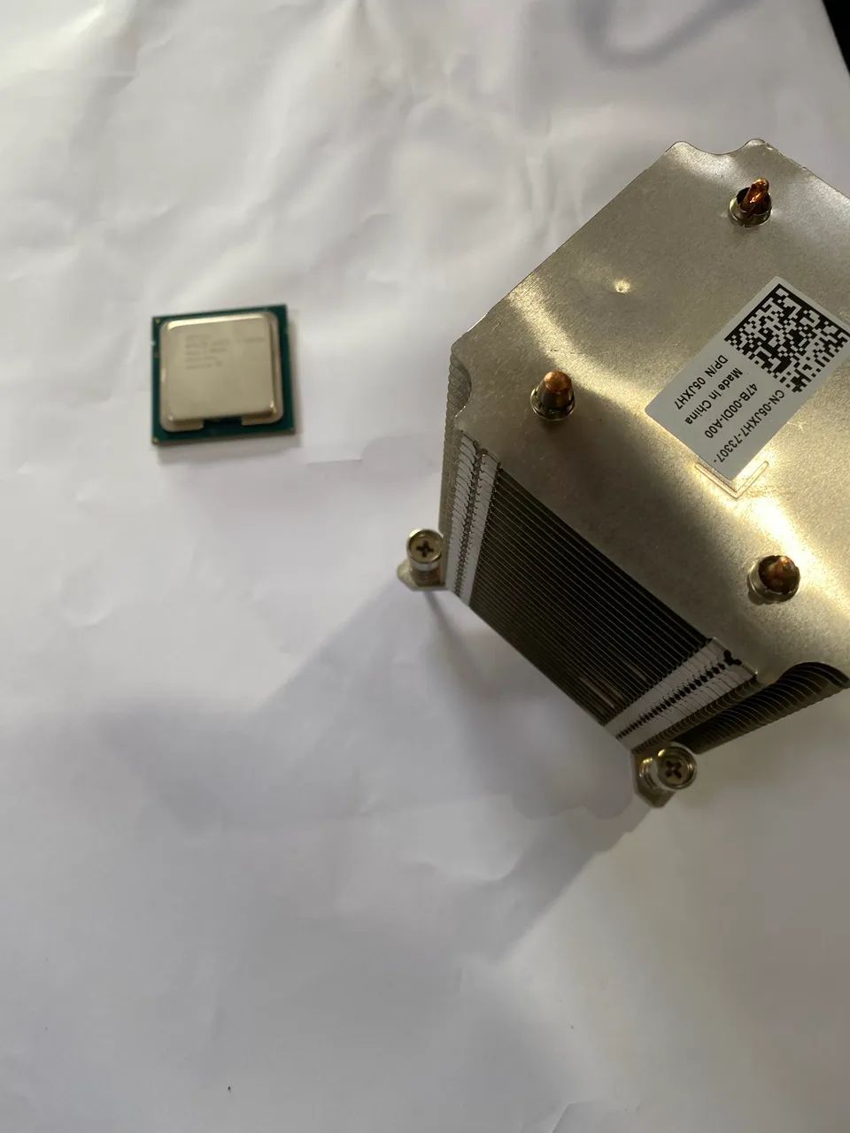 Processador Xeon E5 2403 V2 com Cooler - Peças de Hardware
