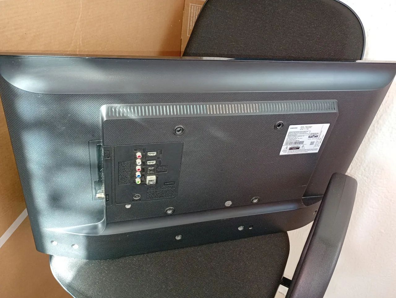 Tv Samsung 32 smart com defeito - Foto 5