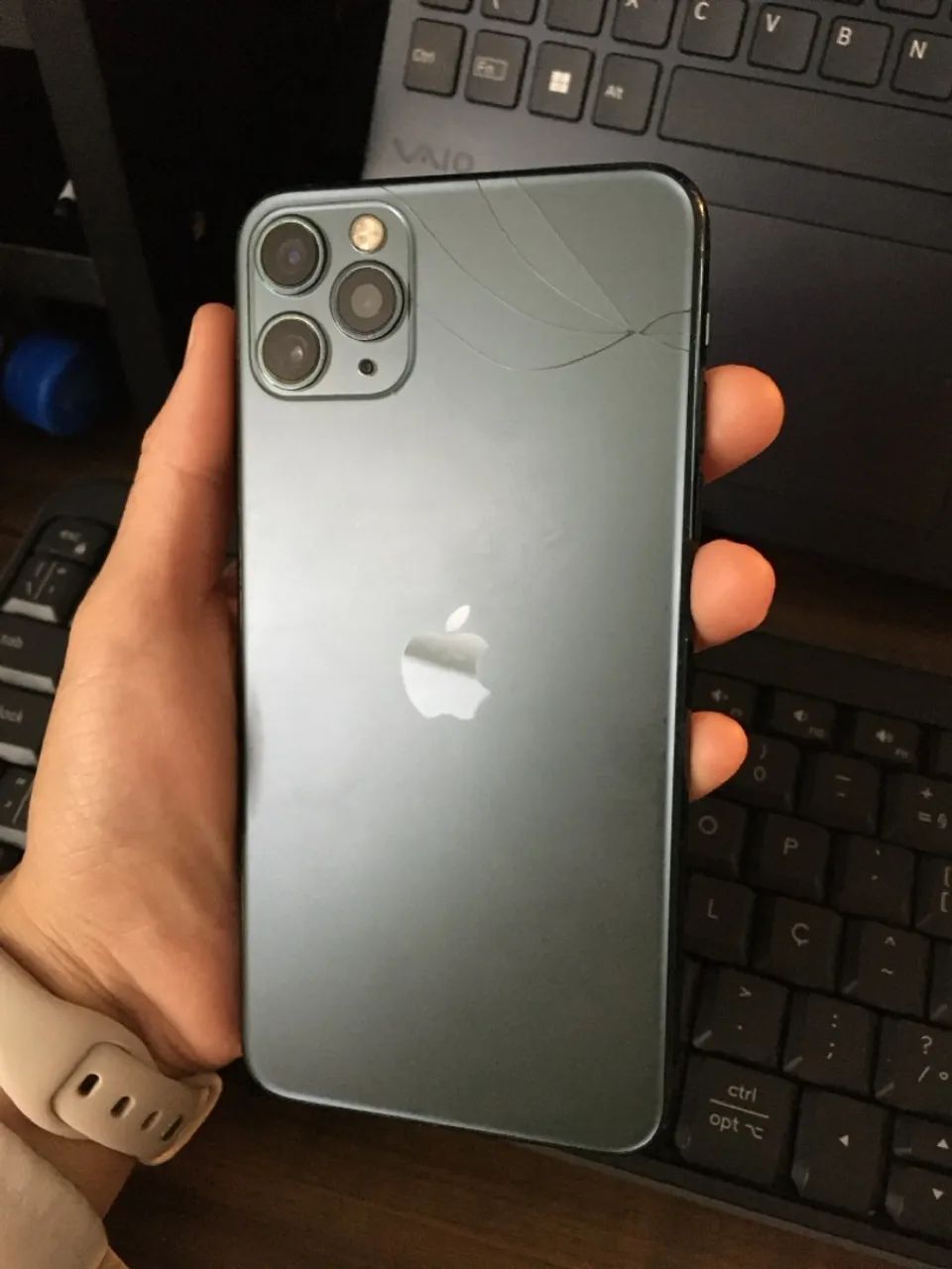 iPhone 11 Pro Max 64gb  - Foto 2