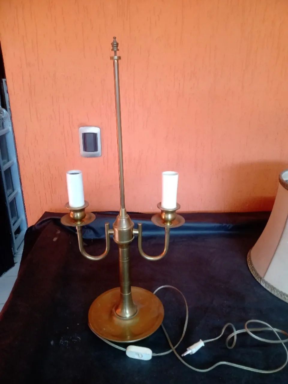 Abajur holandes com base de metal  - Foto 2