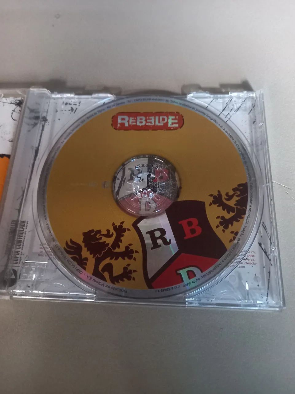 CD REBELDE EDIÇÃO EM ESPANHOL - Foto 3