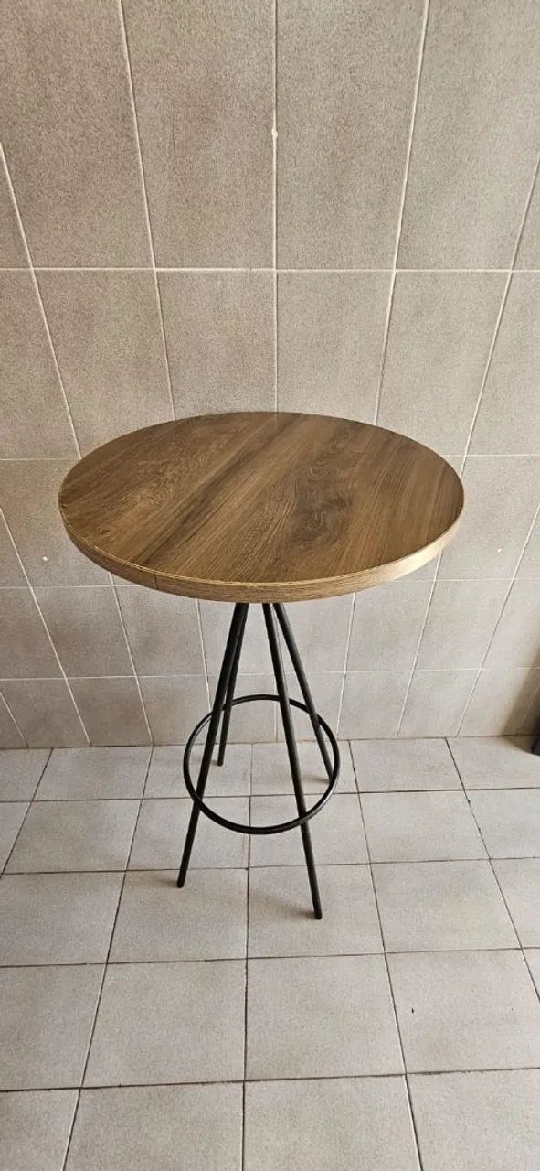 Bistrô com duas banquetas  - Foto 2