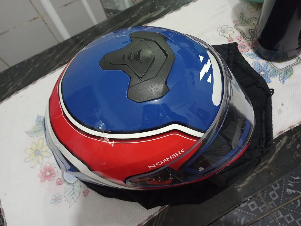 Capacete norisk, tamanho 60 - Foto 5