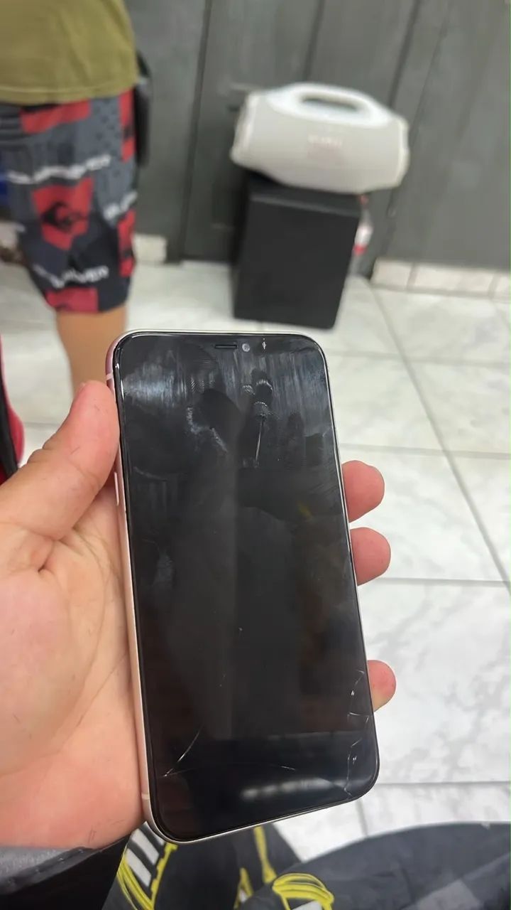 IPHONE 11 128gb - Foto 3