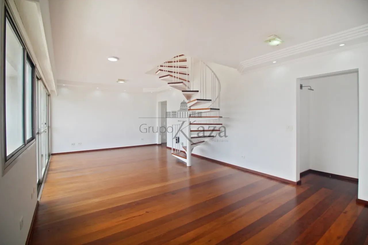 Cobertura Duplex - Campo Belo - 4 Dormitórios - 269m². - Foto 4