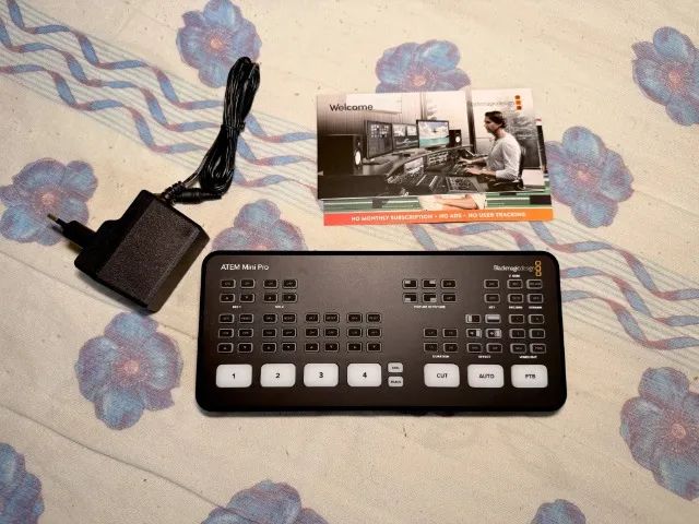 ATEM Mini Pro Blackmagic Design - Completo com Caixa e Fonte - Foto 5